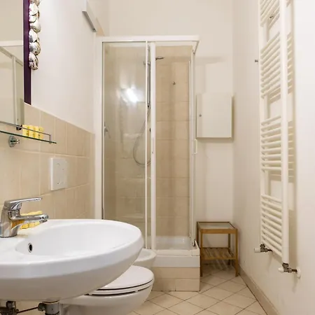 Sant'ambrogio - Leonardo Apartment *